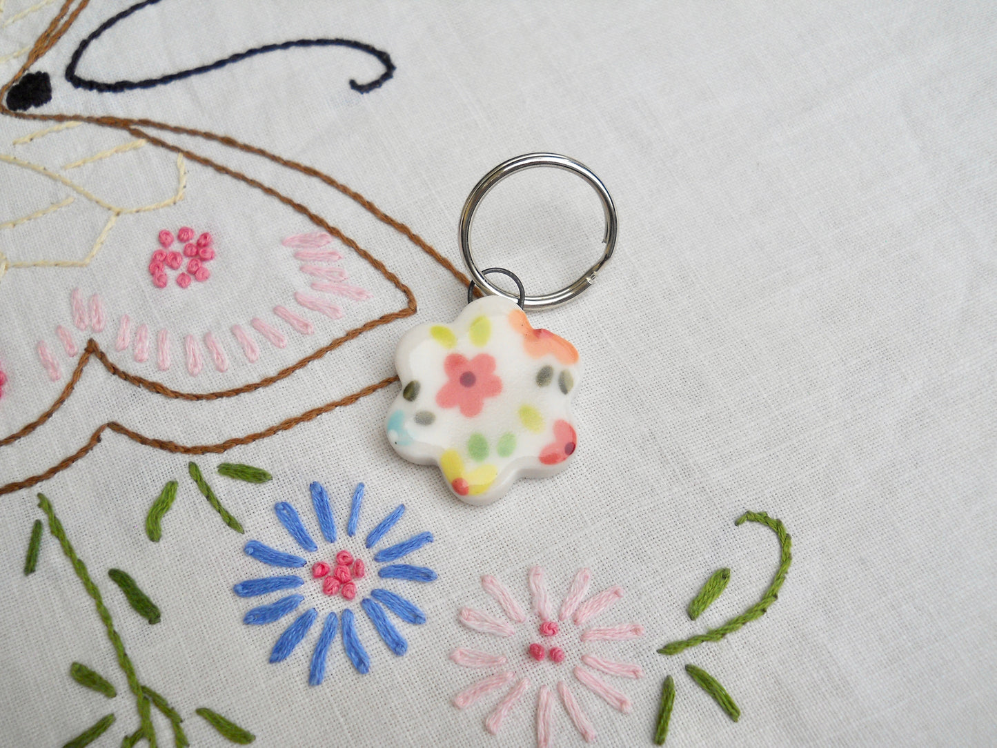 Retro Flower keychain